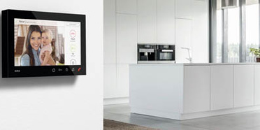 Gira Wohnungsstation bei MKS GmbH, Katzer & Kramer in Hof